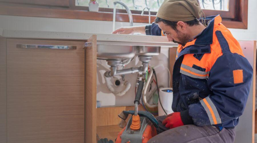 Expert burst pipe repair services in North Matewan, WV